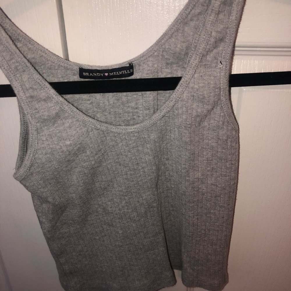 Brandy Melville Ribbed Tank - Picture 3 of 4